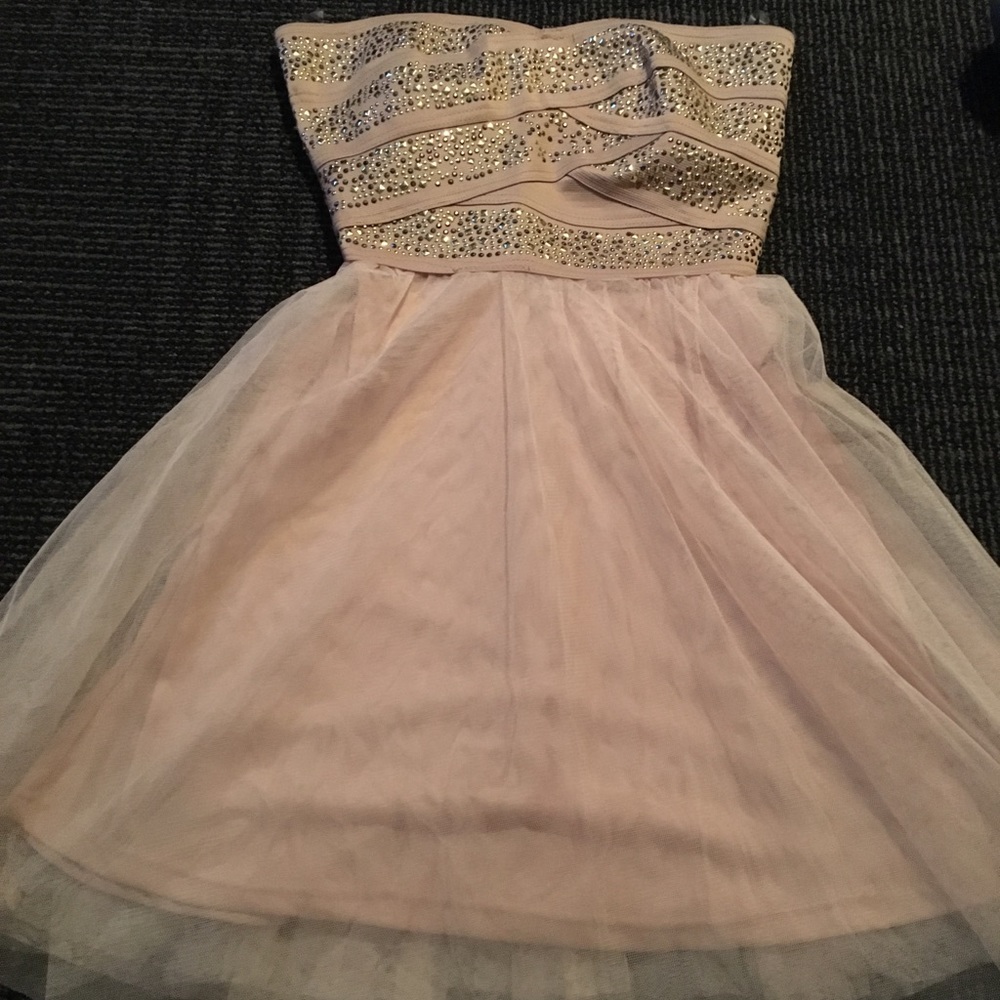 Strapless homecoming dress